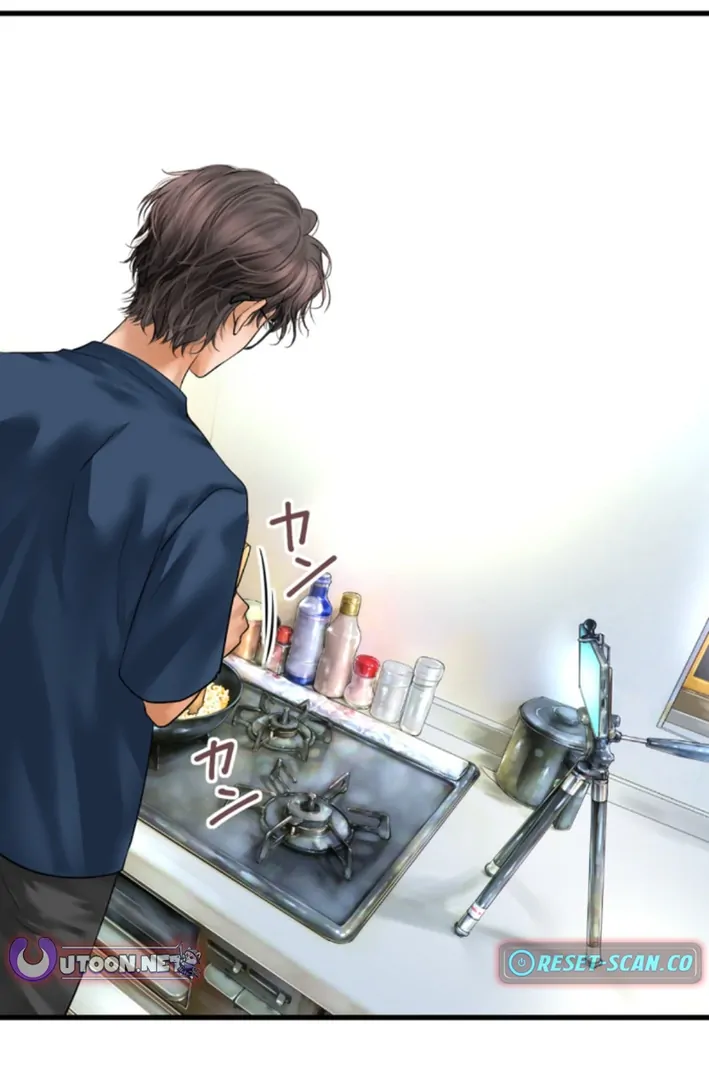 Dan Just Wants to Film His Food Chapter 1 - page 25
