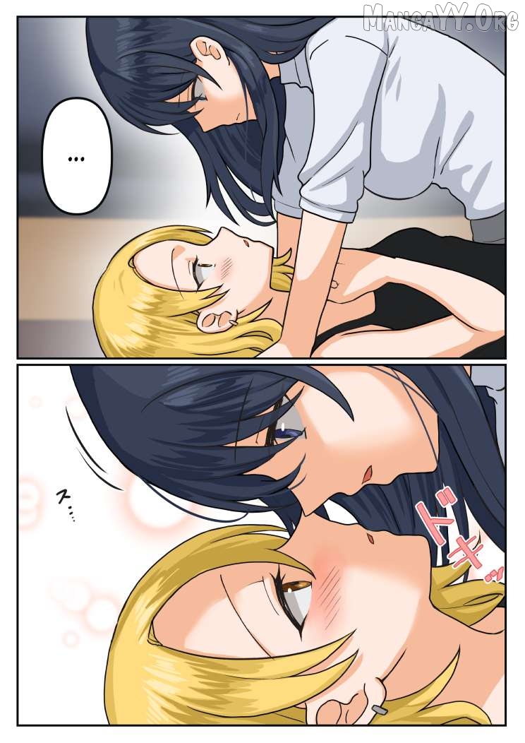 For Each Retweet, Two Straight Girls Who Don't Get Along Will Kiss for One Second Chapter 26 - page 5